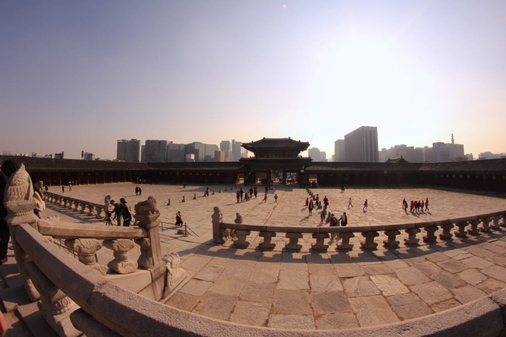 gyeongbokgung palace sunset