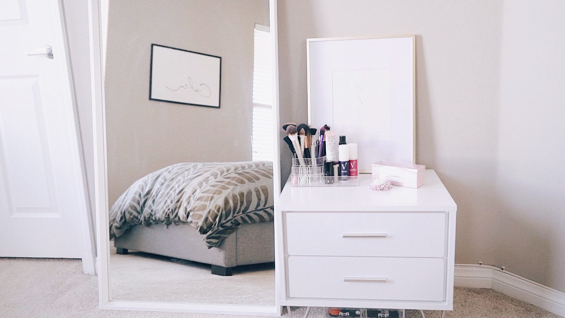 vanity tour favorite makeup